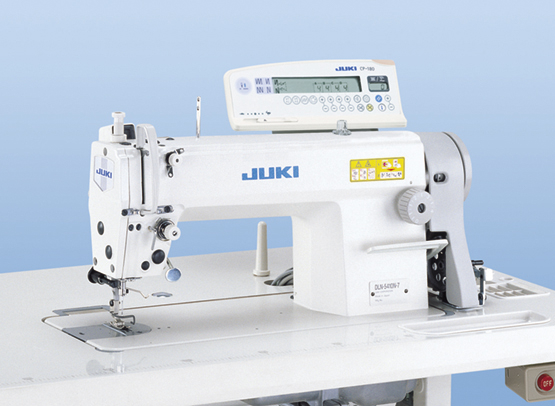 Juki DLN-5410NJ-7 Steppstichmaschine Automatik / komplett mit Tisch & Gestell