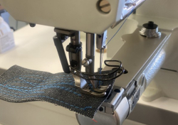 SEWMAQ SW-1342H-7 Industrienhmaschine (mit Fadenabschneider) komplett mit Tisch & Gestell