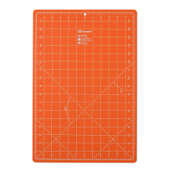 Prym Schneideunterlage Schneidematte orange Aufdruck 45x30cm Nr. 611466