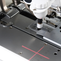 Jack 9820G Knopflochmaschine f�r �sen- und Augenknopfl�cher